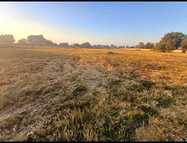 2,035M² VACANT LAND FOR SALE IN KOOKRUS
